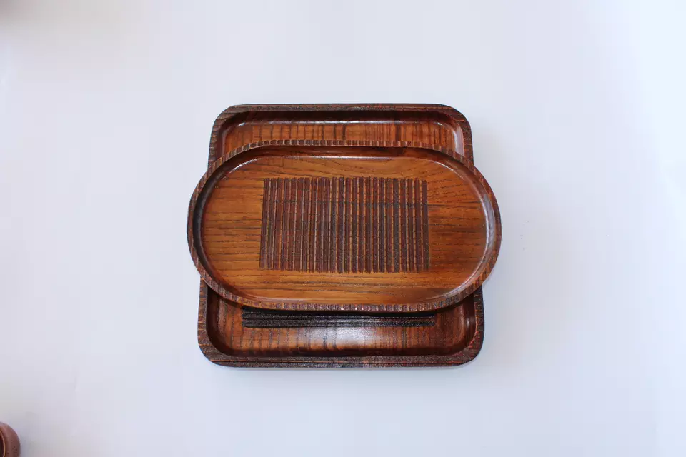 Japanese-style solid wood dinner plate